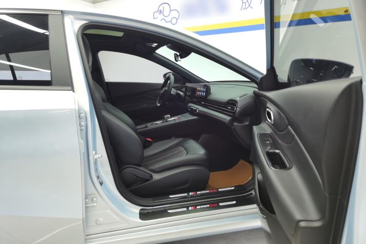 Used GAC Trumpchi EMPOW 2023 Shadow Leopard H High-Energy Hybrid Edition