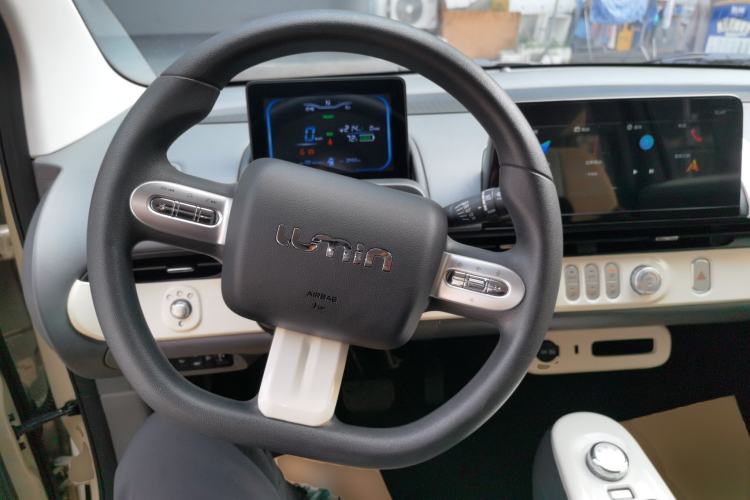 Used  Lumin 2022 301km Honey-Sweet Version
