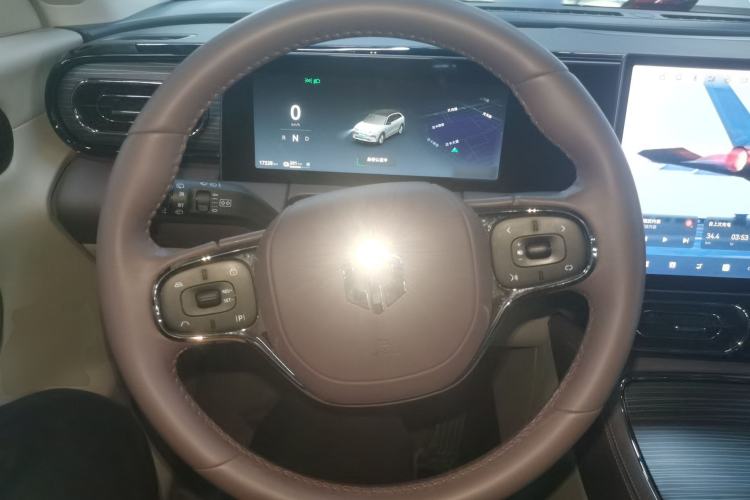 Used Leapmotor C11 2024 All-Electric 580 Luxury Edition
