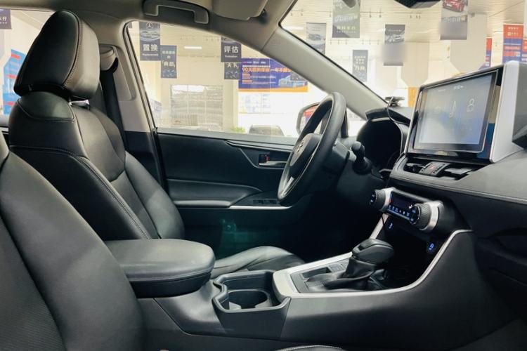 Used Toyota RAV4 2020 2.0L CVT Two-Wheel Drive Fashion Edition
