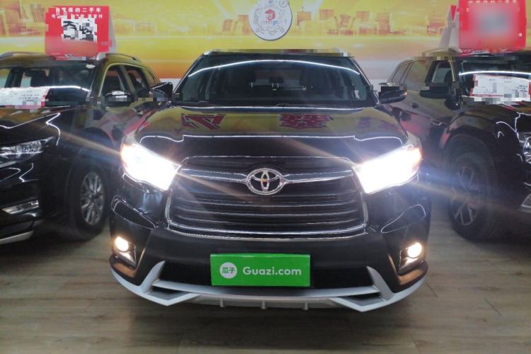 Used Toyota Highlander 2015 2.0T Two-Wheel Drive Luxury Edition 7 Seats