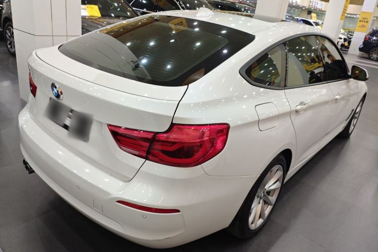 Used BMW 3 Series GT 2019 320i Sport Edition
