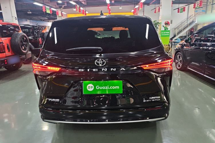 Used Toyota Sienna 2024 2.5L Hybrid Four-Wheel Drive Prestige Edition