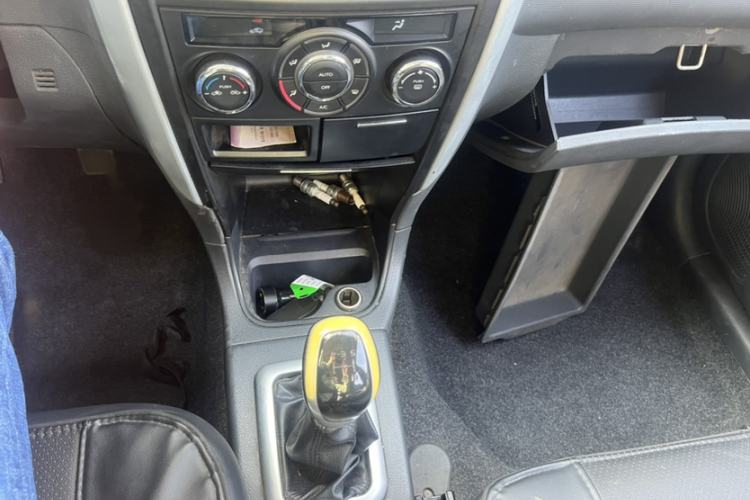 Used Suzuki Liana A6 2014 Sedan 1.4L Manual Dream Edition
