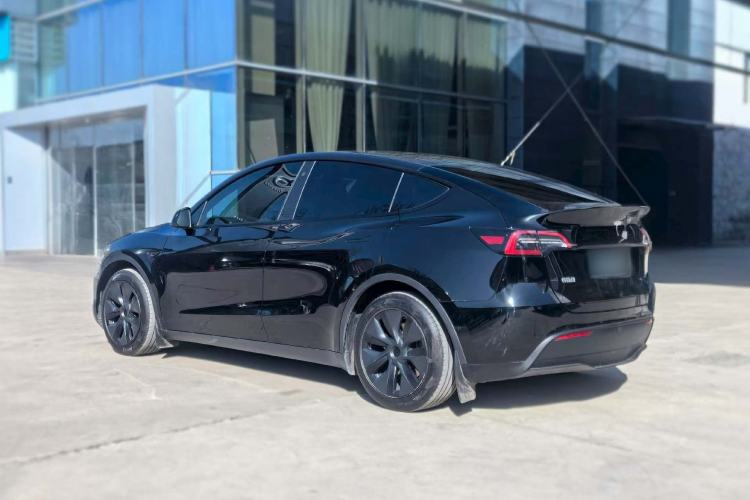 Used Tesla Model Y 2023 Rear-Wheel-Drive Version
