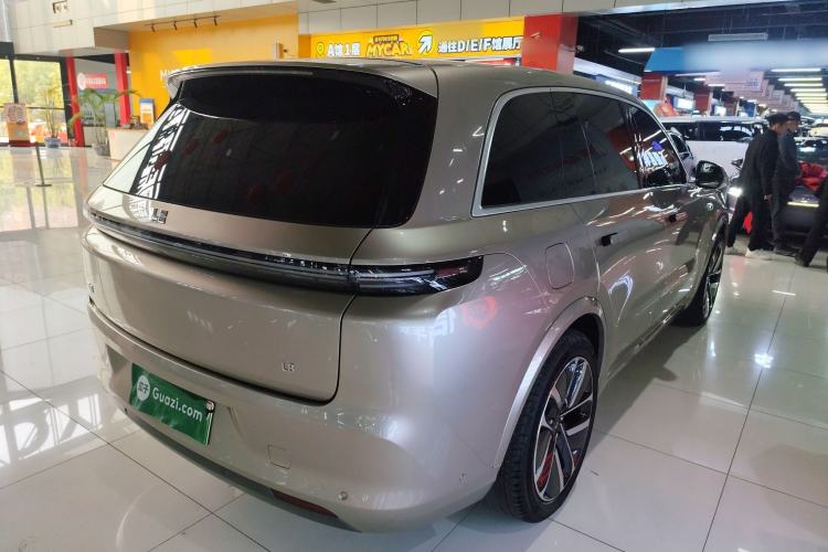 Used Li Auto L8 2023 Max model
