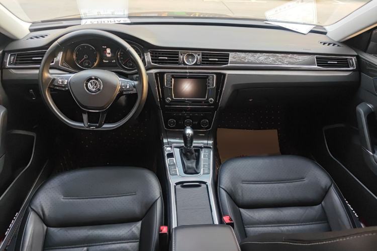 Used Volkswagen Passat 2016 330TSI DSG Prestige Edition
