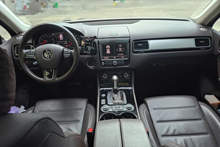 Used Volkswagen Touareg 2018 3.0 TSI Glory Collection Edition