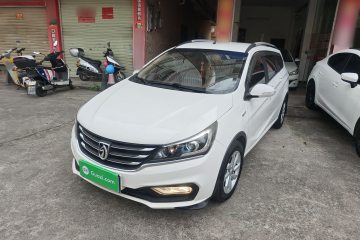 Used Baojun 310W 2017 1.5L Manual Fashion Model China V