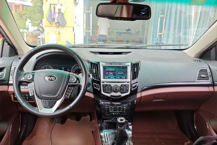 Used BYD Surui 2016 1.5L Manual Elite Edition
