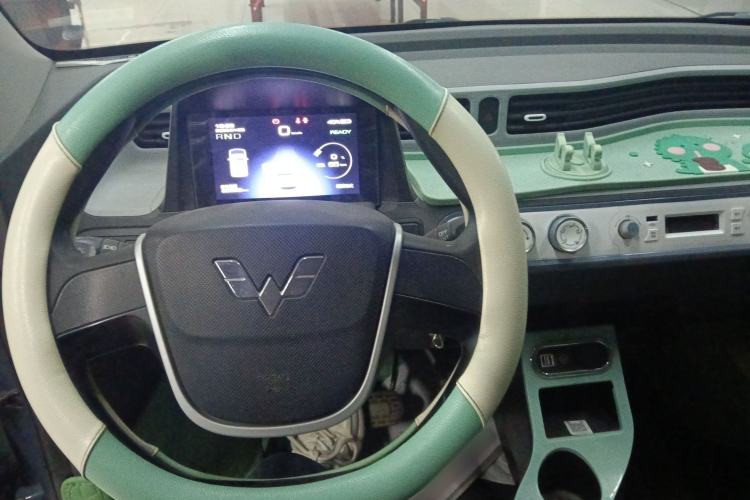 Used Wuling Hongguang MINIEV 2022 Macaron Premium Model – Lithium Iron Phosphate