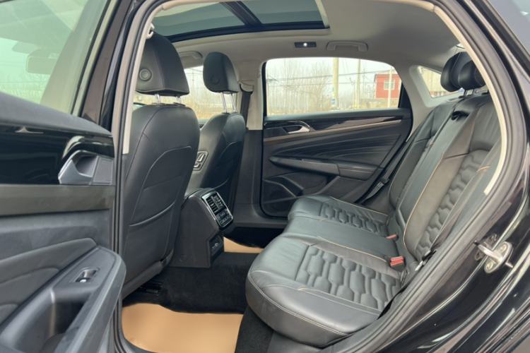 Used Volkswagen Passat 2020 330TSI Elite Edition China VI
