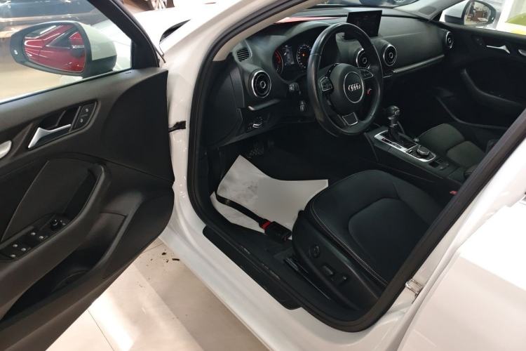 Used Audi A3 2016 Limousine 35 TFSI Prestige Edition