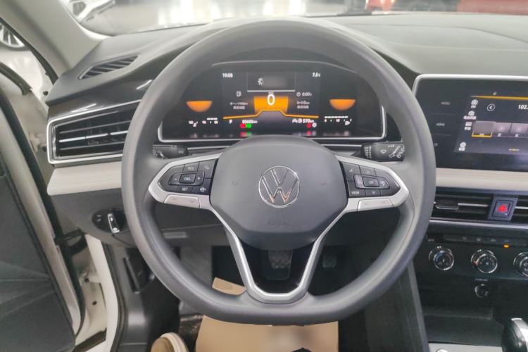 Used Volkswagen Tiguan L 2022 330TSI Automatic Two-Wheel Drive Comfort Edition