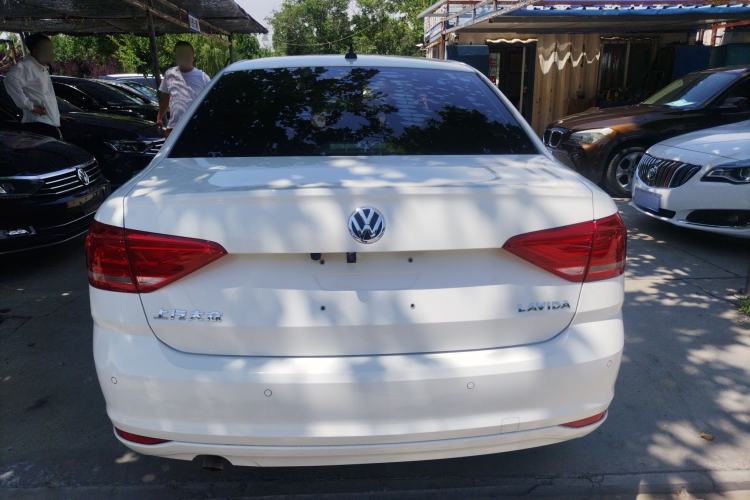 Used Volkswagen Lavida 2017 1.6L Automatic Fashion Edition