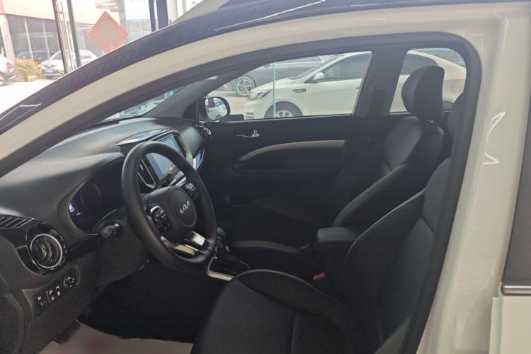 Used Kia Stonic 2021 1.4L CVT Sunroof Model
