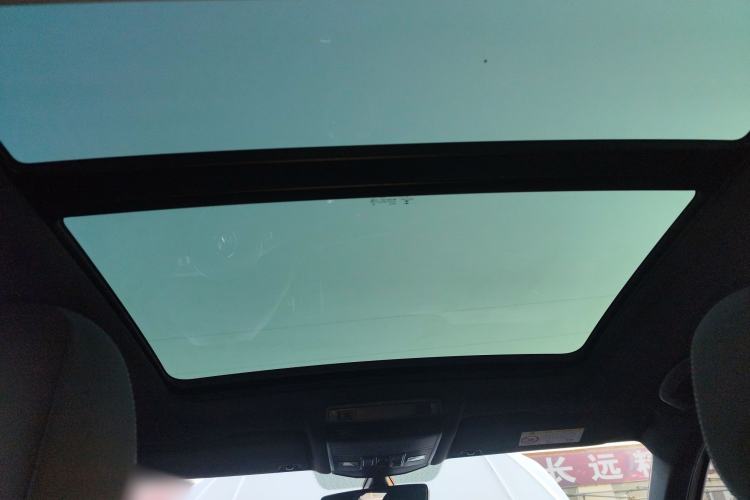 Used Volkswagen T-ROC 2020 280TSI DSG Two-Wheel-Drive Luxury Version
