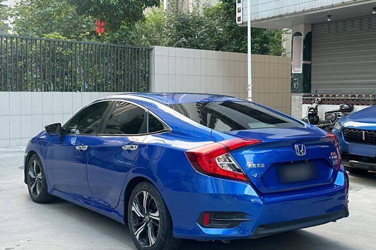 Used Honda Civic 2016 220TURBO CVT Prestige Edition
