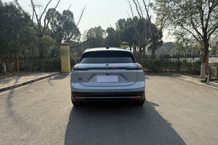 Used Nio ES6 2023 75 kWh
