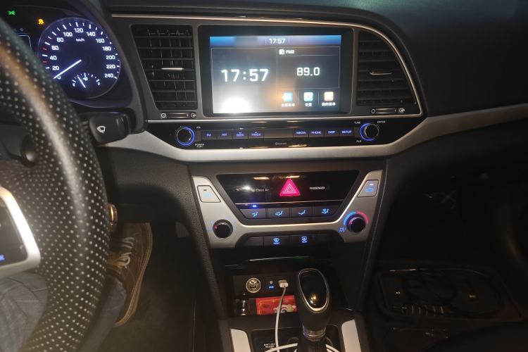 Used Hyundai Elantra 2016 1.6L Automatic ZhiXuan – Elite Version
