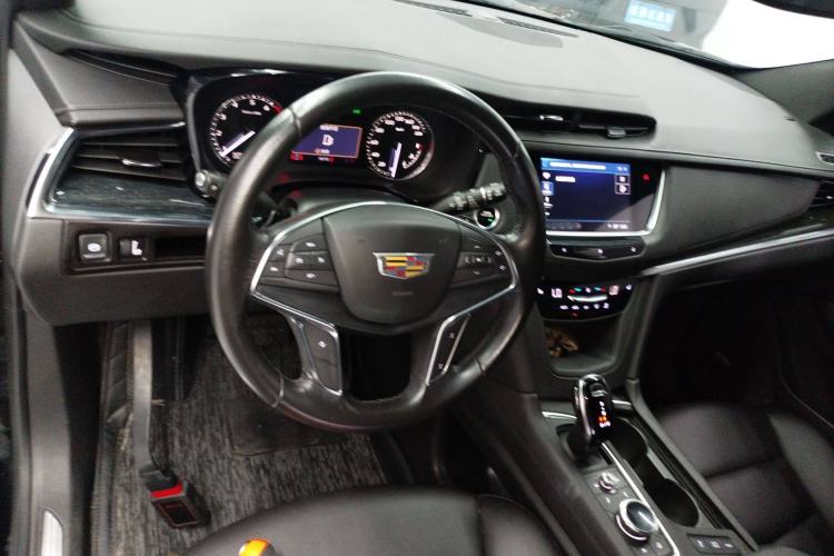 Used Cadillac XT5 2021 28T Luxury Version
