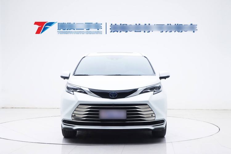 Used Toyota Sienna 2021 2.5L Hybrid Premium Edition
