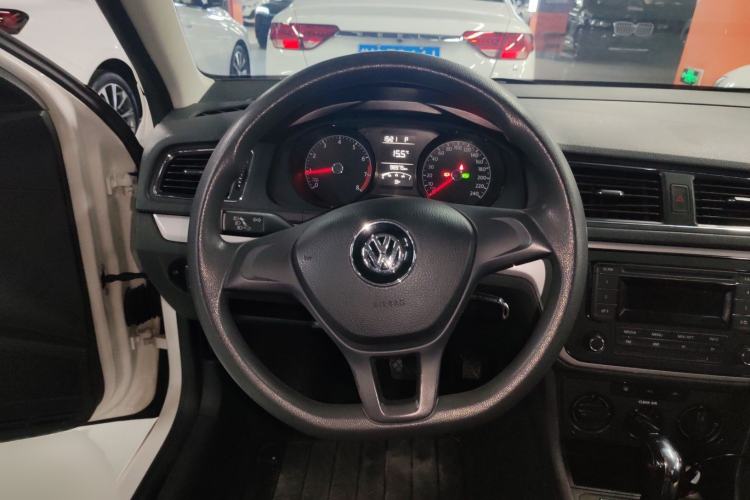 Used Volkswagen Lavida 2017 1.6L Automatic Fashion Edition
