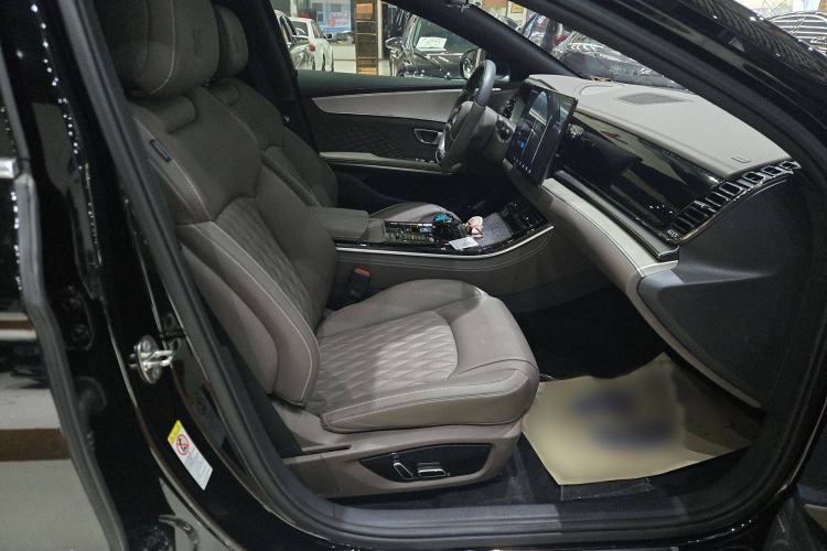 Used BYD Han 2023 DM-i Champion Edition 121KM Prestige Model
