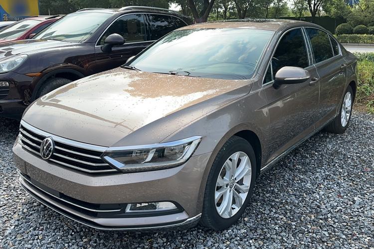 Used Volkswagen Magotan 2018 380TSI DSG Luxury Model
