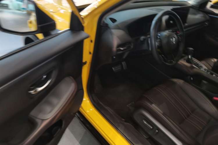 Used Honda ZR-V 2022 1.5T CVT Deluxe Edition
