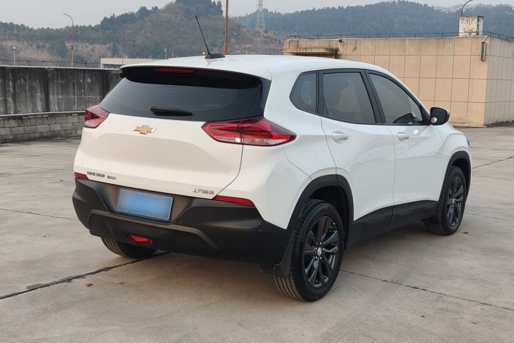 Used Chevrolet Trax 2021 325T Automatic Fun Edition China VI Standard
