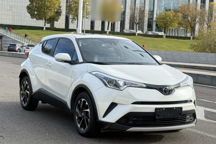 Used Toyota IZOA 2020 2.0L Yi Xiang CARE
