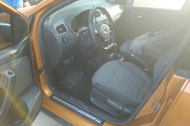 Used Volkswagen Polo 2018 1.5L Cross Polo Automatic