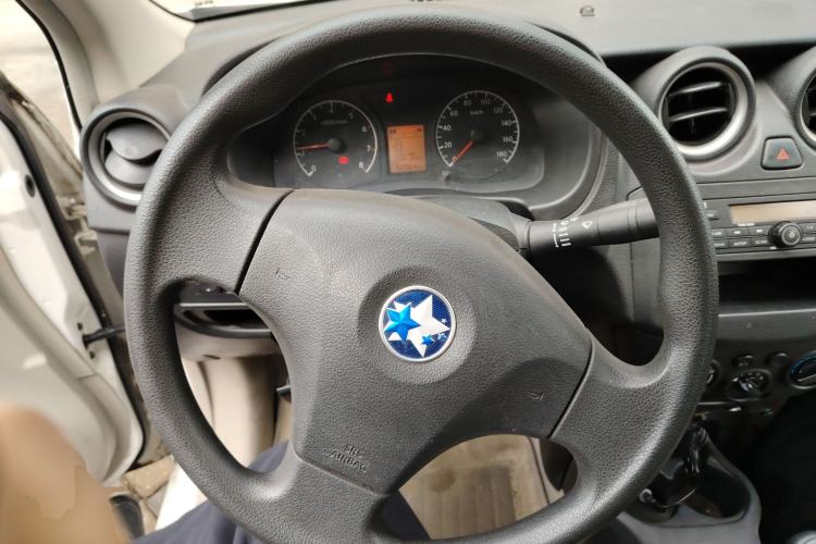 Used Venucia R30 2014 1.2L Manual Enjoyment Edition
