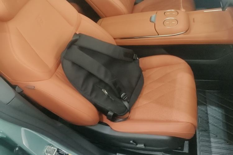 Used  S07 2023 200Max Range-Extended Version
