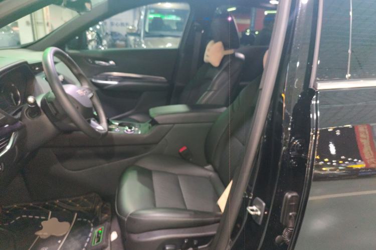 Used Cadillac XT4 2021 28T Two-Wheel Drive Tech Edition