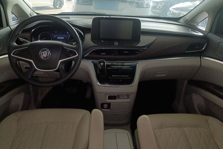 Used Buick GL8 2022 Land Cruiser Executive Class 652T Comfort Model
