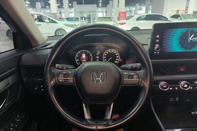 Used Honda CR-V 2024 240TURBO Two-Wheel-Drive Active Version 5 Seats
