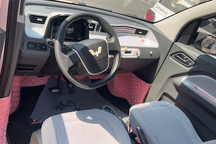 Used Wuling Hongguang MINIEV 2021 Macaron Premium Model – Lithium Iron Phosphate
