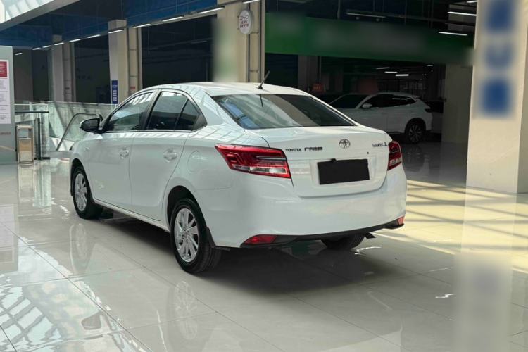 Used Toyota YARiS L 2017 1.5E CVT Dynamic Edition
