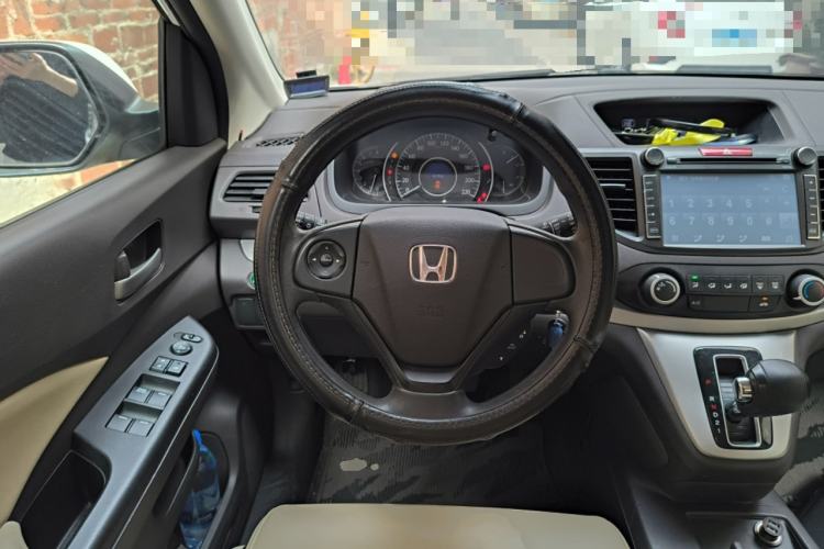 Used Honda CR-V 2012 2.0L two-wheel drive urban version
