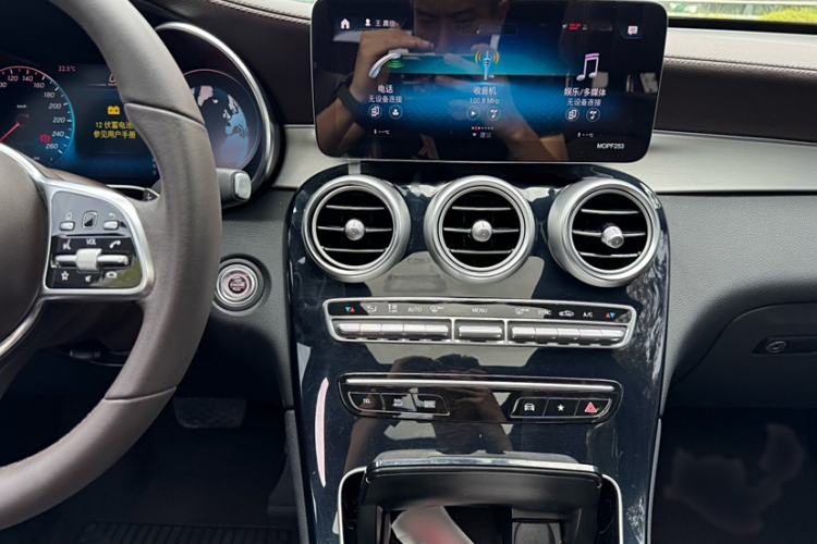 Used Mercedes-Benz GLC 2021 GLC 260 L 4MATIC Dynamic Edition
