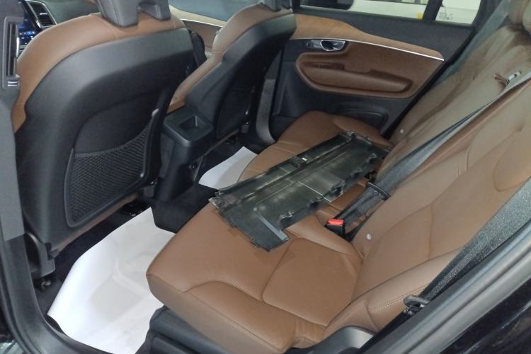 Used Volvo XC90 2024 B5 SmartDrive Luxury Edition 5 Seats