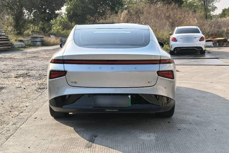 Used XPeng P7 2022 480 Standard Range Smart Drive Edition
