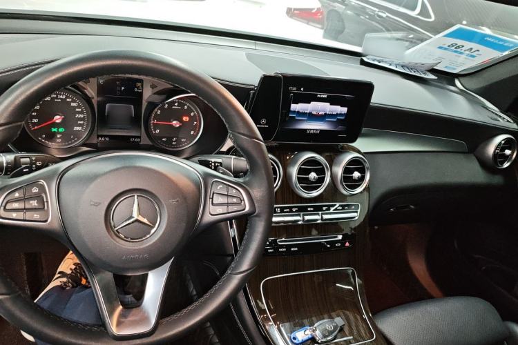 Used Mercedes-Benz GLC 2018 Facelifted GLC 260 4MATIC Dynamic Edition