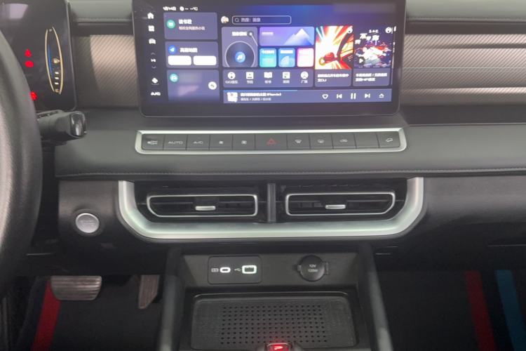 Used Great Wall Poer 2023 2.0T Passenger Version Automatic Gasoline Four-Wheel Drive Comfort Trim – GW4C20B
