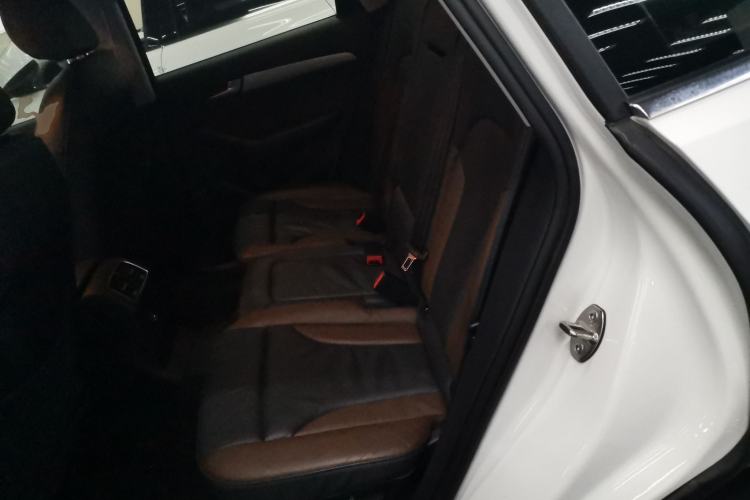 Used Audi Q5 2017 Plus 40 TFSI Technology Model
