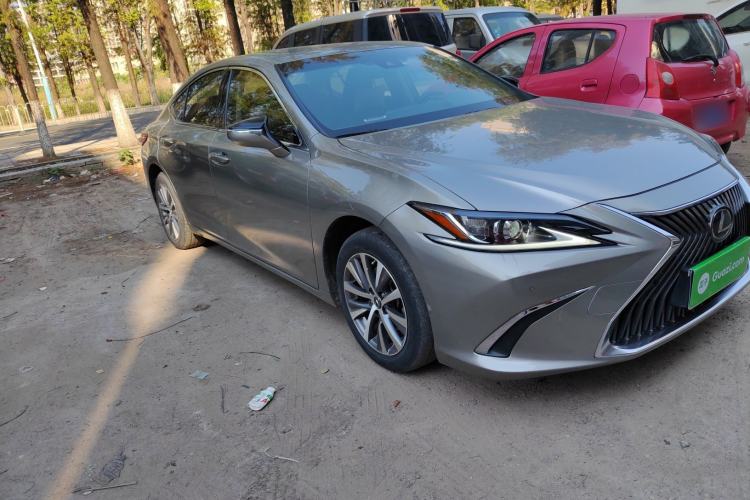 Used Lexus ES 2020 200 Excellence Edition