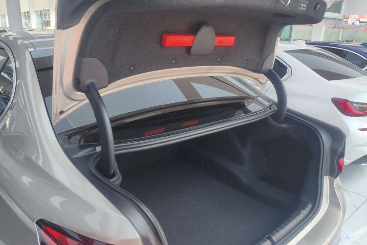 Used BMW 5 Series 2021 525Li Luxury Package
