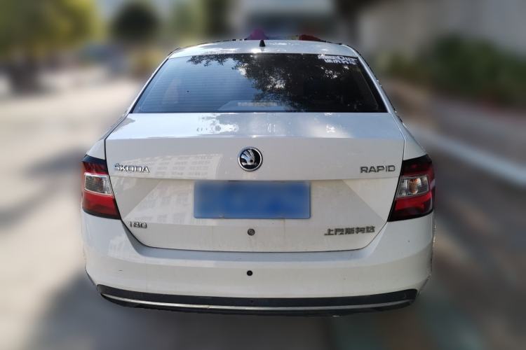 Used Skoda Rapid 2018 1.6L Automatic Comfort Edition
